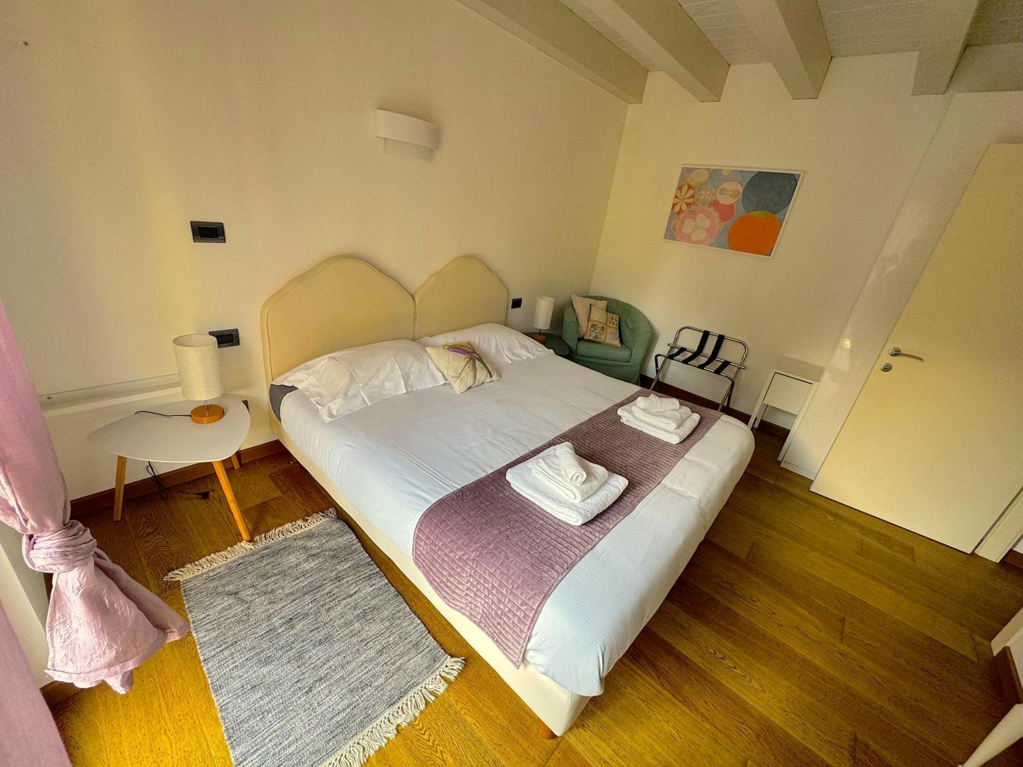 The Comfortable House With Big Pool In The Center Of Мерґоццо Екстер'єр фото